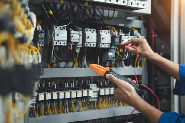 Best Affordable Emergency Electrician  in Renville, MN